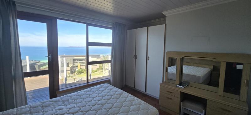 6 Bedroom Property for Sale in Reebok Western Cape